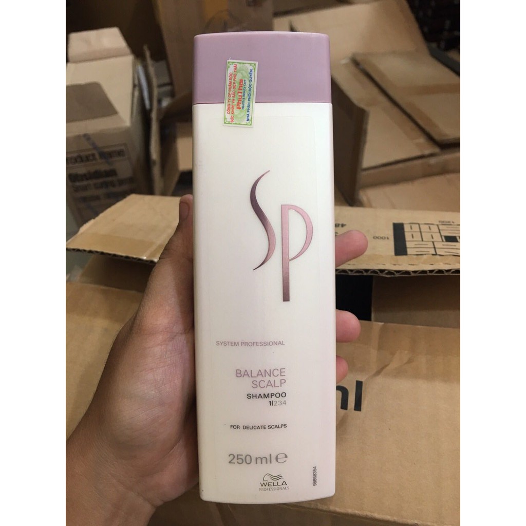 Dầu Gội Chống Rụng &amp; Cân Bằng Độ Ẩm Da Đầu SP Wella Balance Scalp Shampoo 250ml