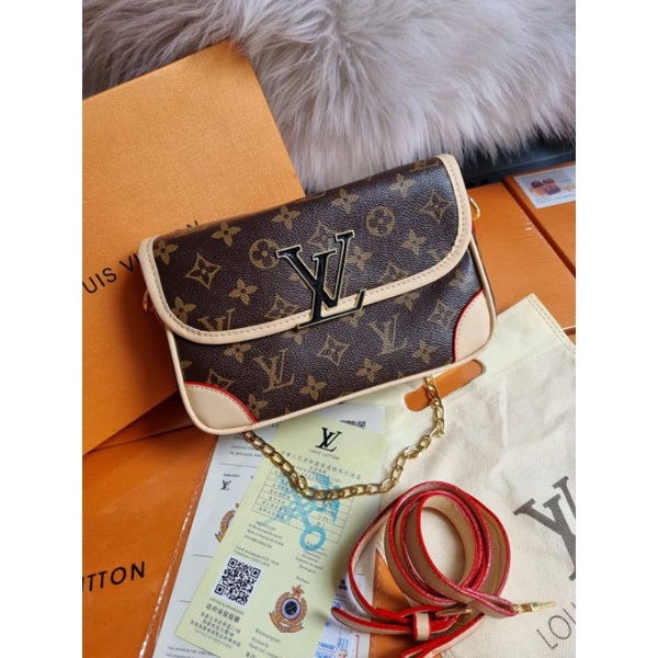 túi kẹp nách lv có dây đeo chéo size 23cm