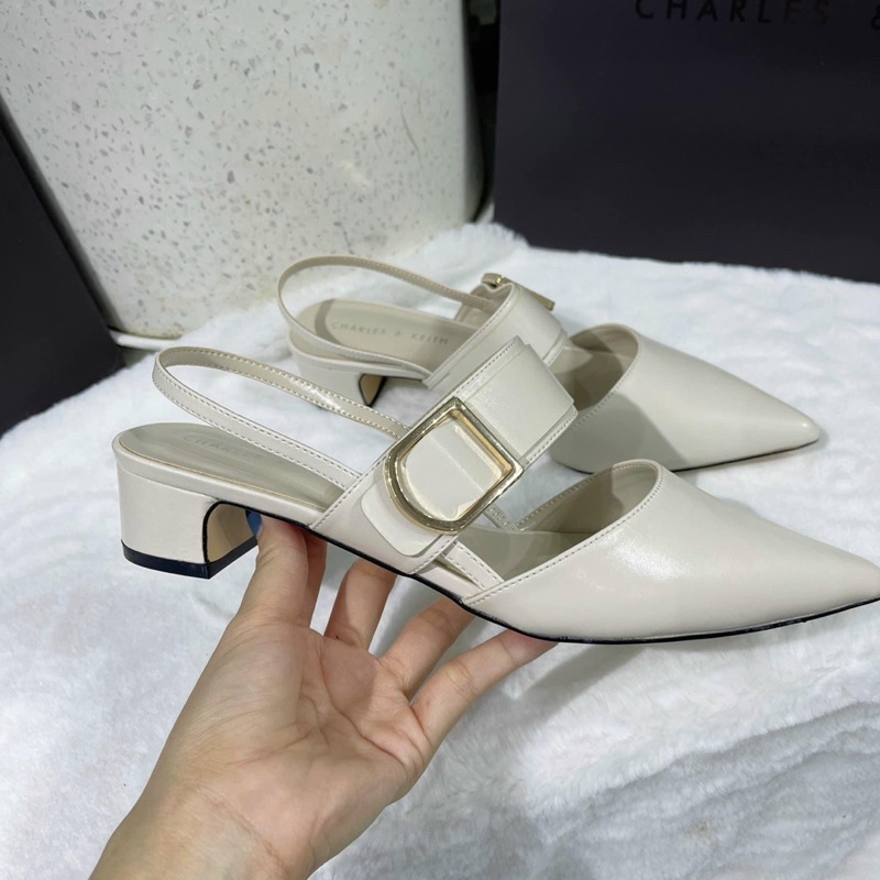 Giày cnk mũi nhọn