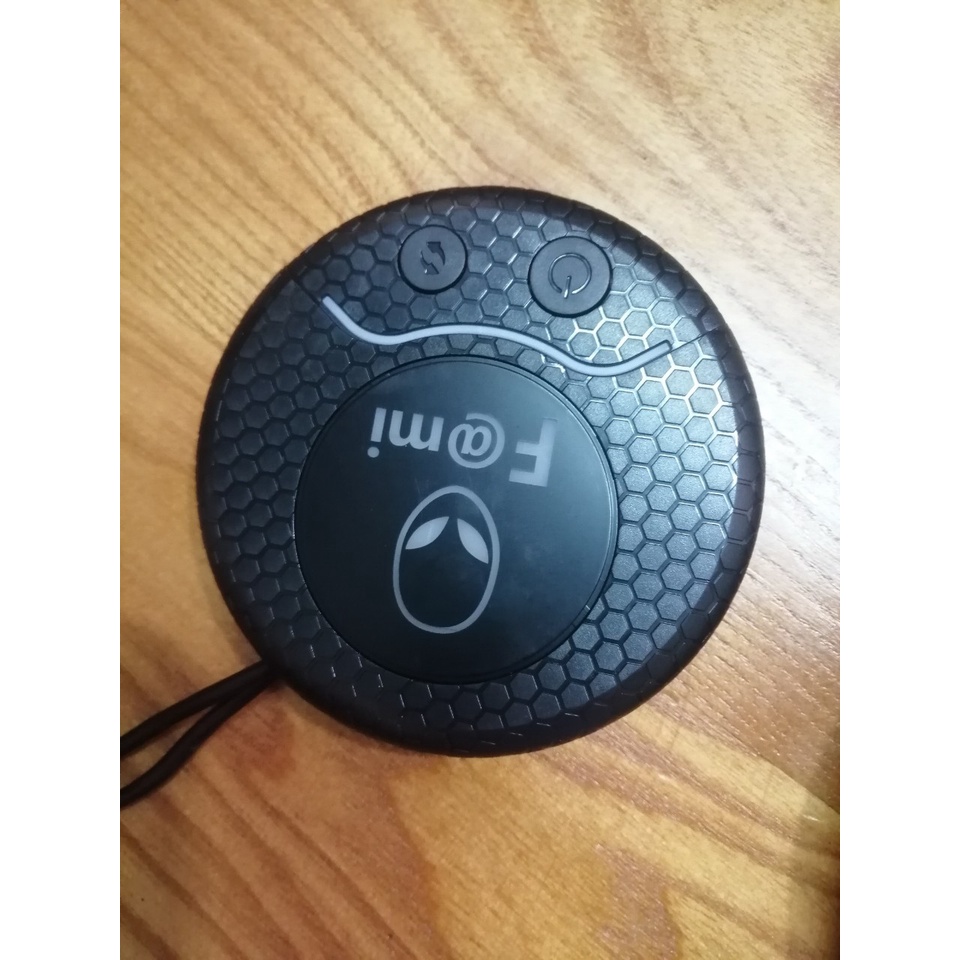 Nút Nguồn Đa Năng Fami Tròn Dán Kèm Giá Treo Tai Nghe Sử Dụng Cho Phòng Game Nét