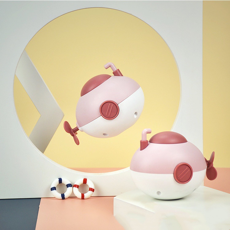 Tàu Ngầm Đồ Chơi Phun Nước Sử Dụng Dây Cót Vui Nhộn Cho Bé