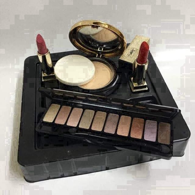 Sét trang điểm YSL 4 món | BigBuy360 - bigbuy360.vn