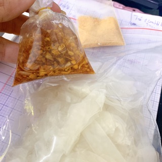 Bánh tráng phơi sương tỏi phi dầu