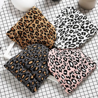 Mũ Len Beanie Họa Tiết Da Báo