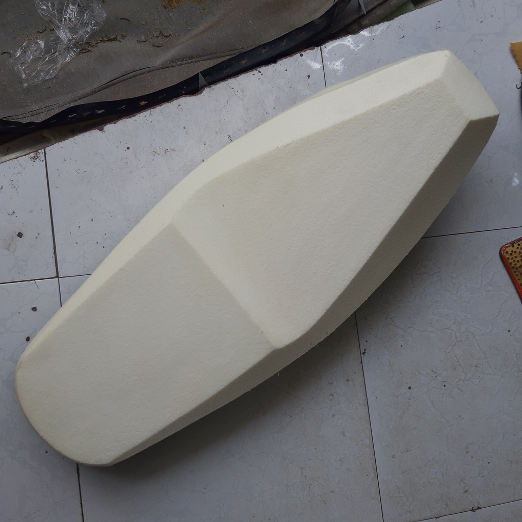 Yên xe Future Neo đời 2006 - 2009 nệm gọt cạnh góc sắc sảo