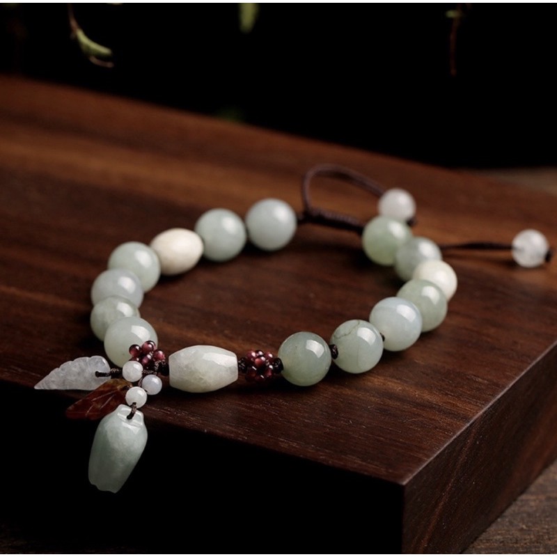Vòng tay ngọc tự nhiên dây bện gắn charm | BigBuy360 - bigbuy360.vn