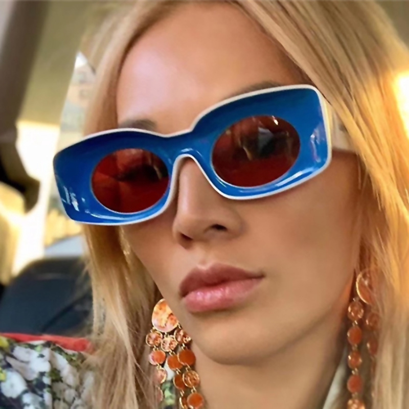 Kính râm phong cách độc đáo sành điệu