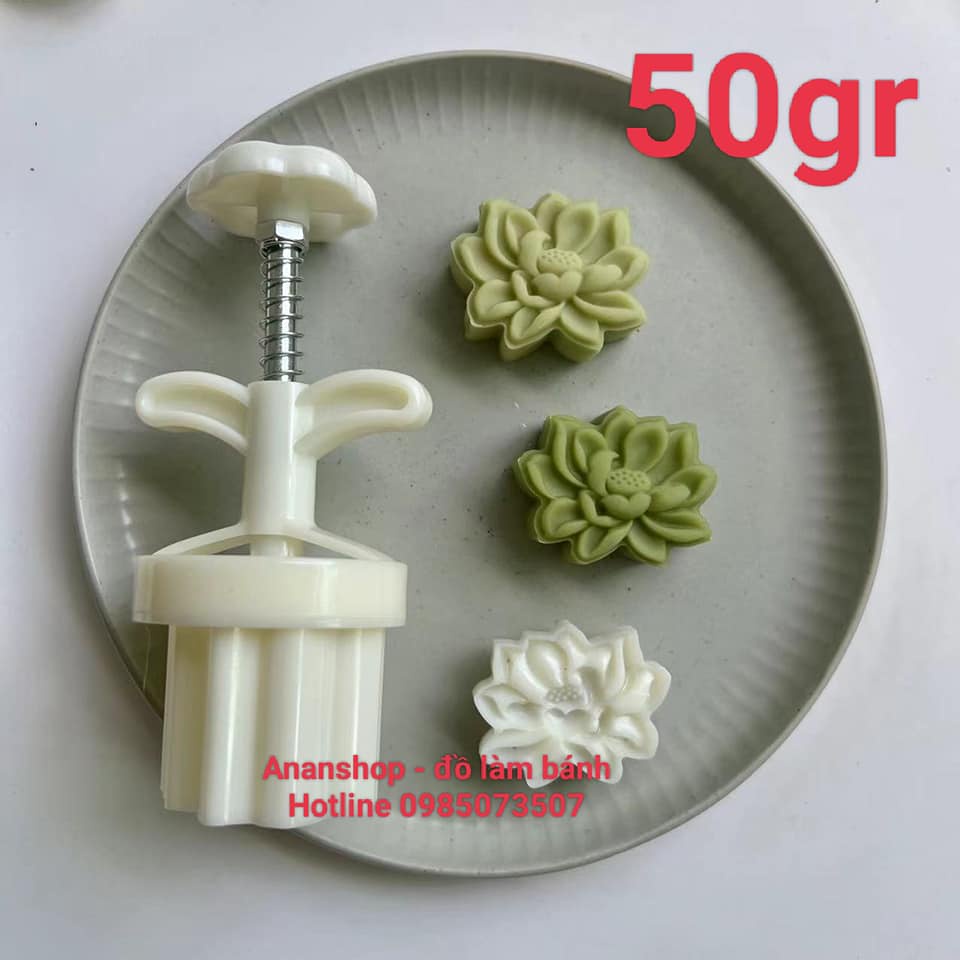 Khuôn trung thu lò xo 50gr 3D hoa sen nở