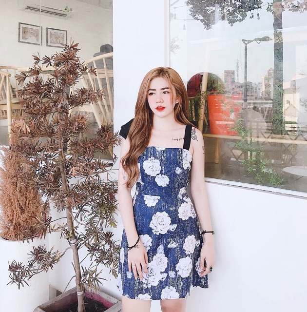 ĐẦM HOA XANH CÔT NƠ VAI