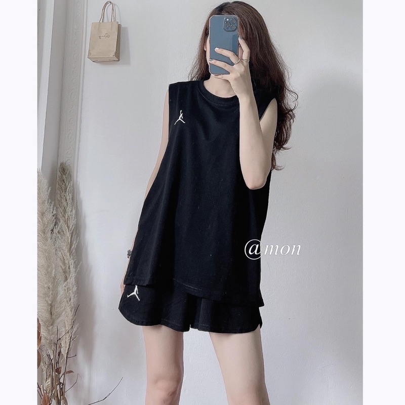 Bộ Thể Thao Nữ 3 Lỗ Logo Người 🦋 Set Áo Tanktop Quần Cộc Nữ Dáng Sport 3 Màu Ulzzang Hot 🦋