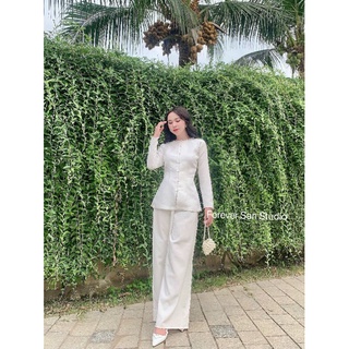 Bộ bà ba trắng