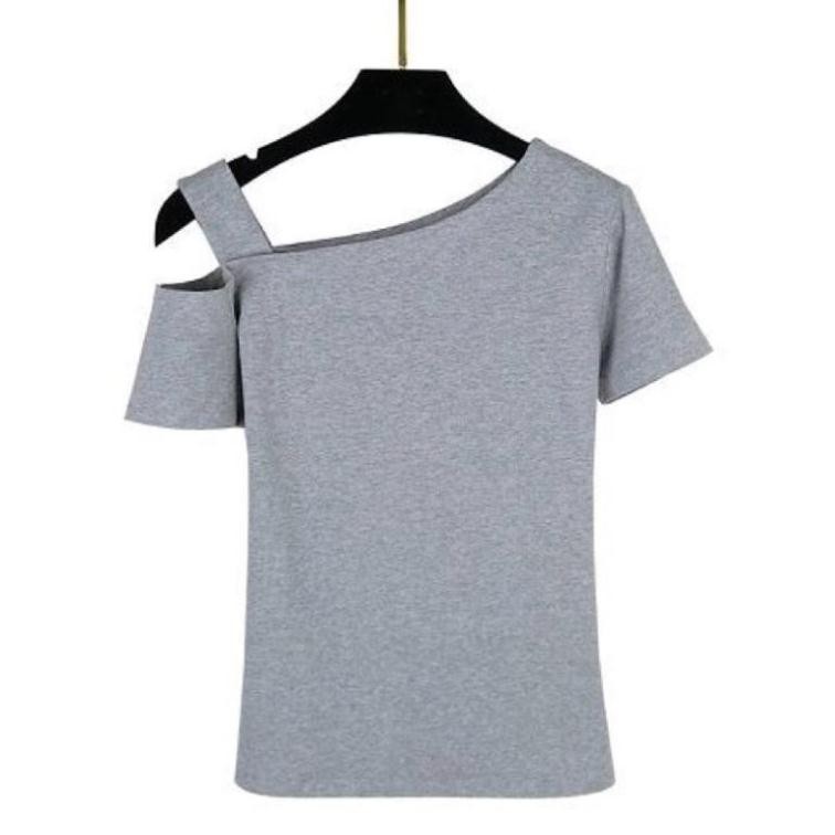 Áo thun lệch vai trơn