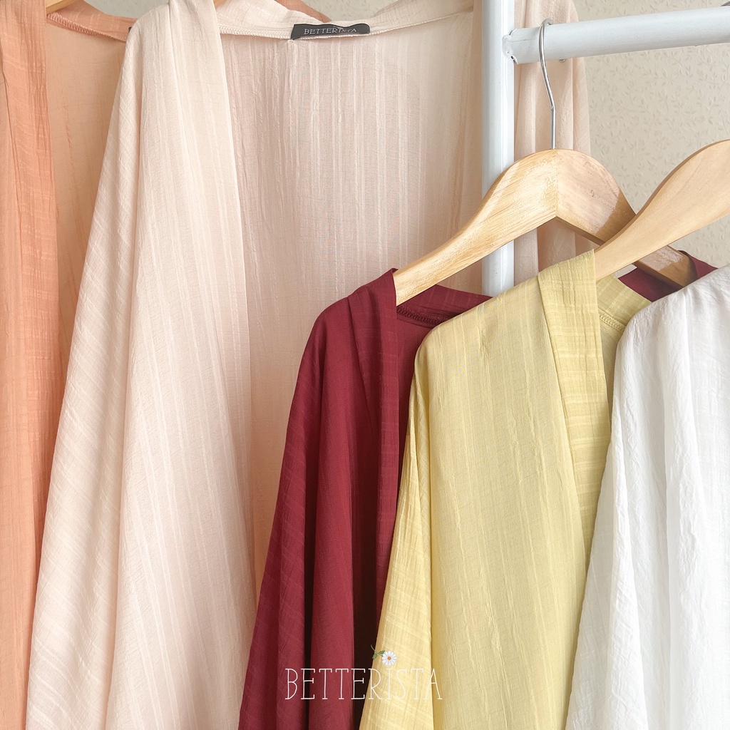 Kimono đũi tằm Betterista màu trắng và be, áo khoác mỏng freesize