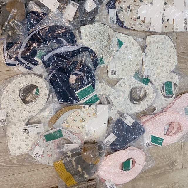 Set yếm hm