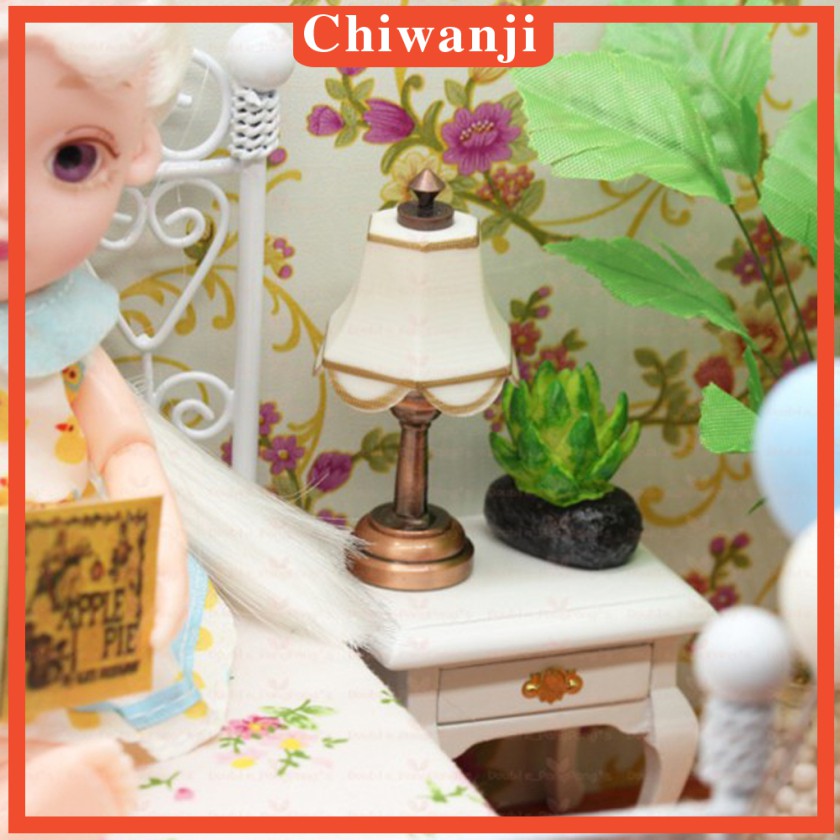 Đèn led để bàn trang trí nhà búp bê tỉ lệ 1:12