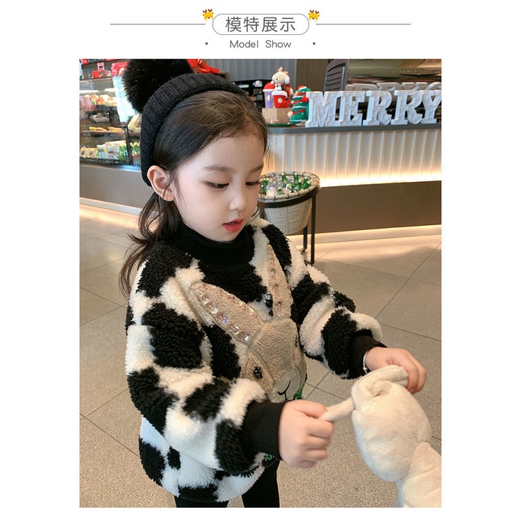 Áo sweater tròng đầu vải nhung thêu hình thỏ hoạt hình đáng yêu cho bé gái
