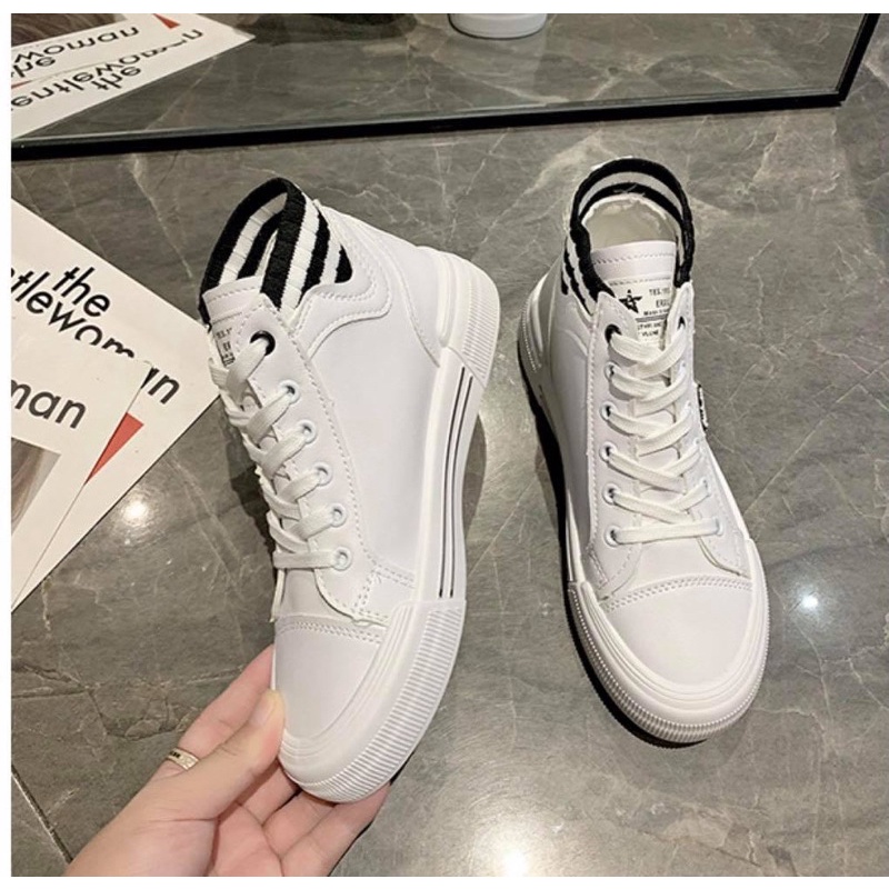 Giày thể thao co cao