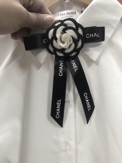 Áo sơmi trắng cộc tay