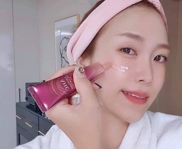 Kem Dưỡng Giãm Thâm Mắt Chống Lão Hoá AHC Time Rewind Real Eye For Face | BigBuy360 - bigbuy360.vn