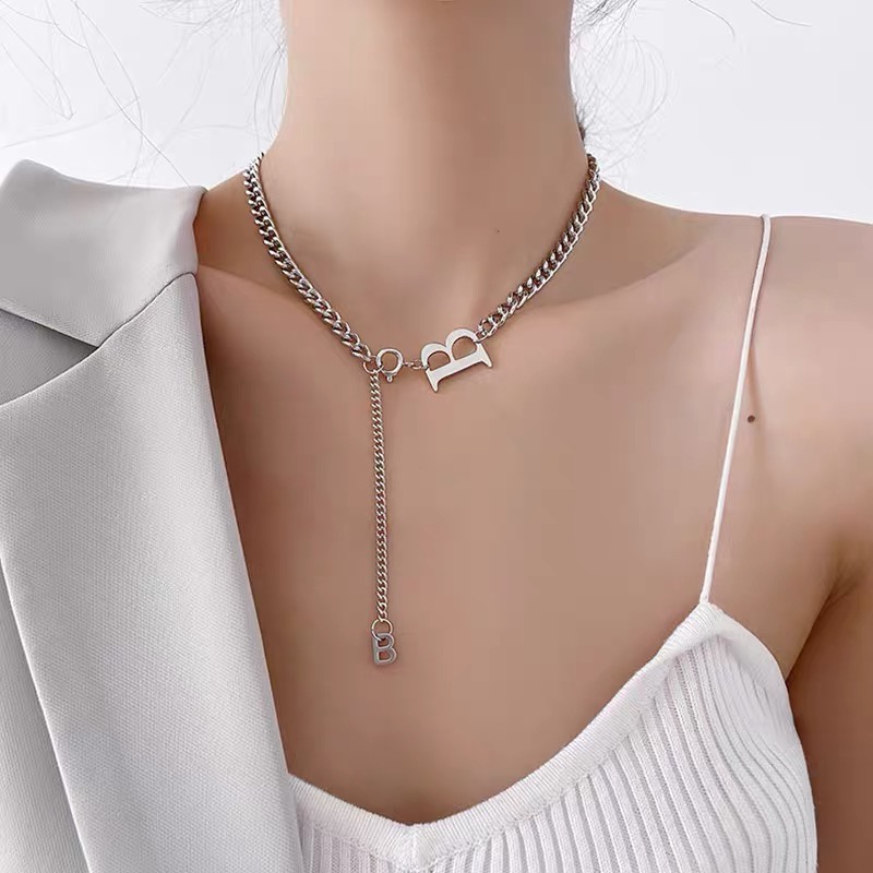 Dây Chuyền Thép Titan Mạ Vàng 18k Phối Tua Rua Phong Cách Hip Hop Âu Mỹ Sang Trọng Dễ Phối Đồ