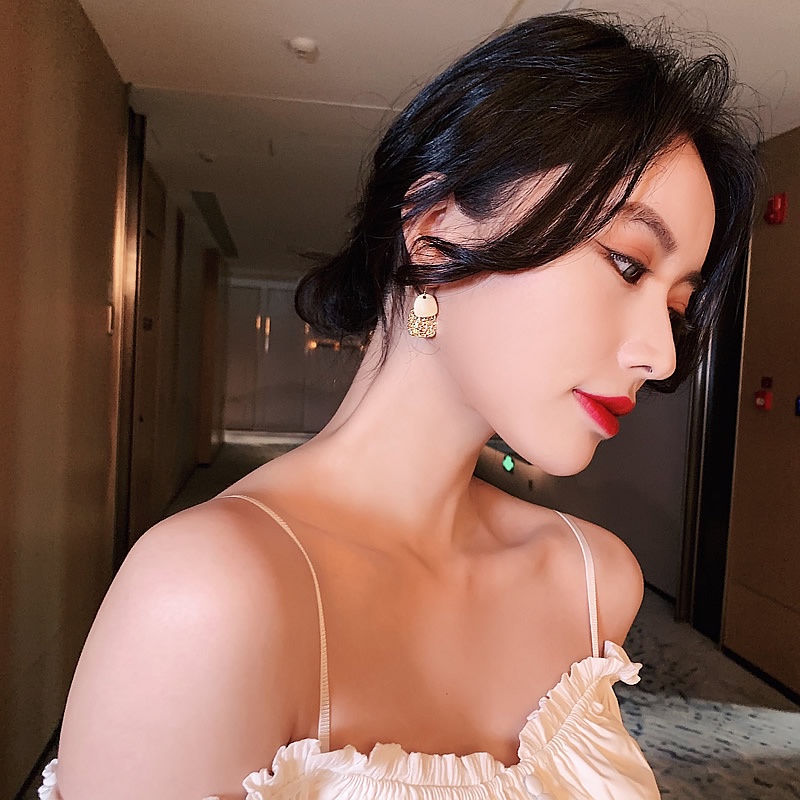 Khuyên Tai Dáng Dài Thiết Kế Độc Đáo Thời Trang / Bông Tai
