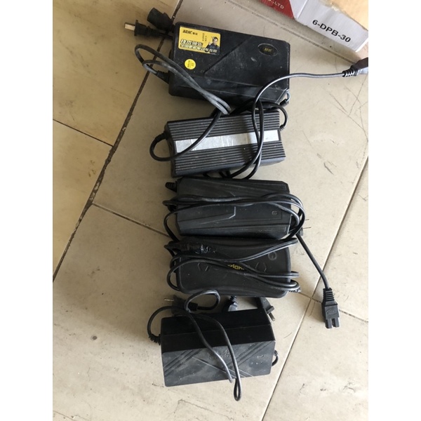 Sạc xe điện cũ các loại