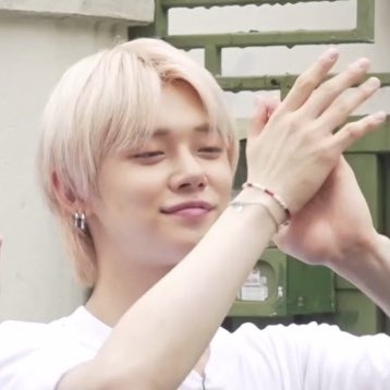 Vòng tay cheap moment Yeonjun TXT