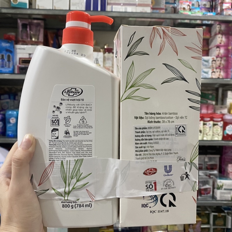 Sữa tắm Lifebuoy bảo vệ vượt trội chai 800g (784ml) (có tặng kèm)