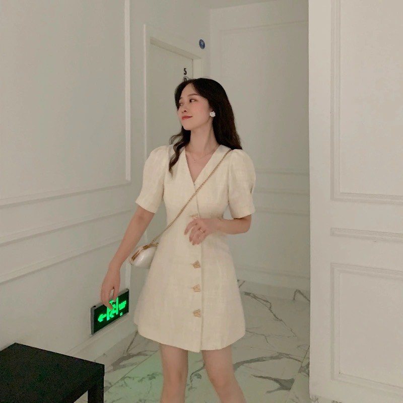 Váy dự tiệc tiểu thư tay bồng đính cúc sang chảnh | BigBuy360 - bigbuy360.vn