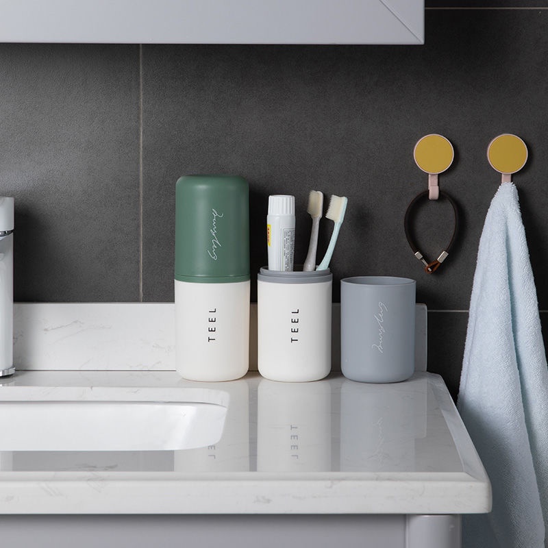 Hộp đựng bàn chải đánh răng du lịch tiện lợi