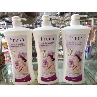 SỮA TẮM SÁNG DA DƯỠNG ẨM FRESH  ( 1200ML )