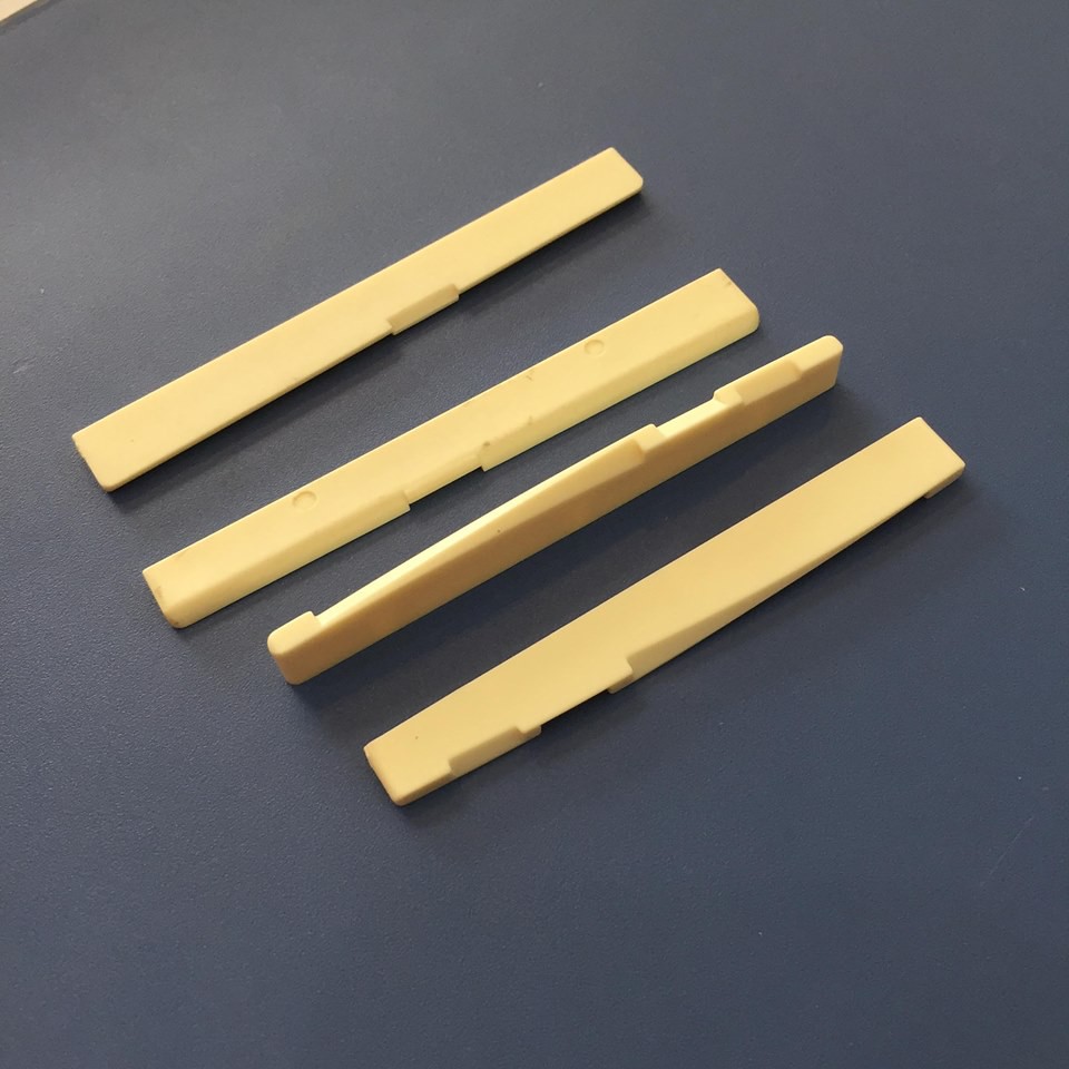 Ngựa đàn Guitar Classic