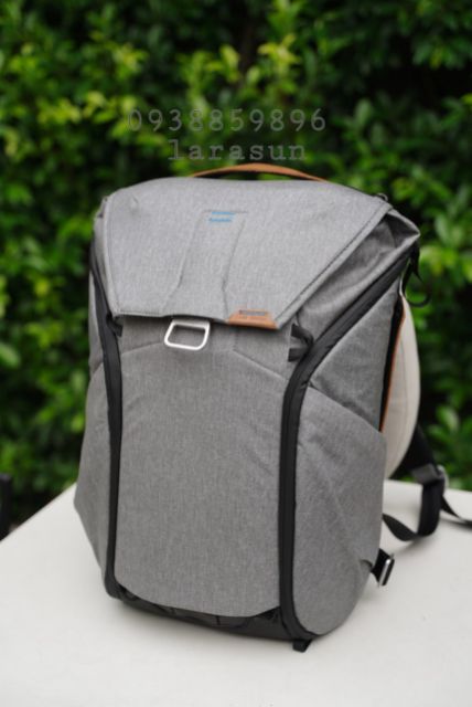 Ba lô Peak Design Everyday- Ash (30L)

Thương hiệu Peak Design