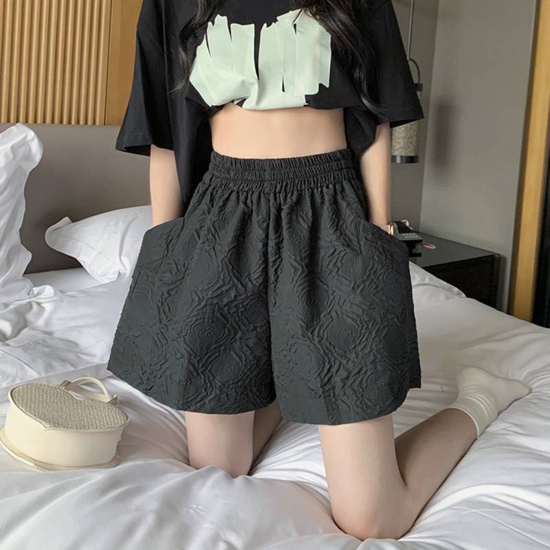 Quần short nữ quần đùi dập nổi 3D xốp phồng cạp chun phối hoa Genz Store