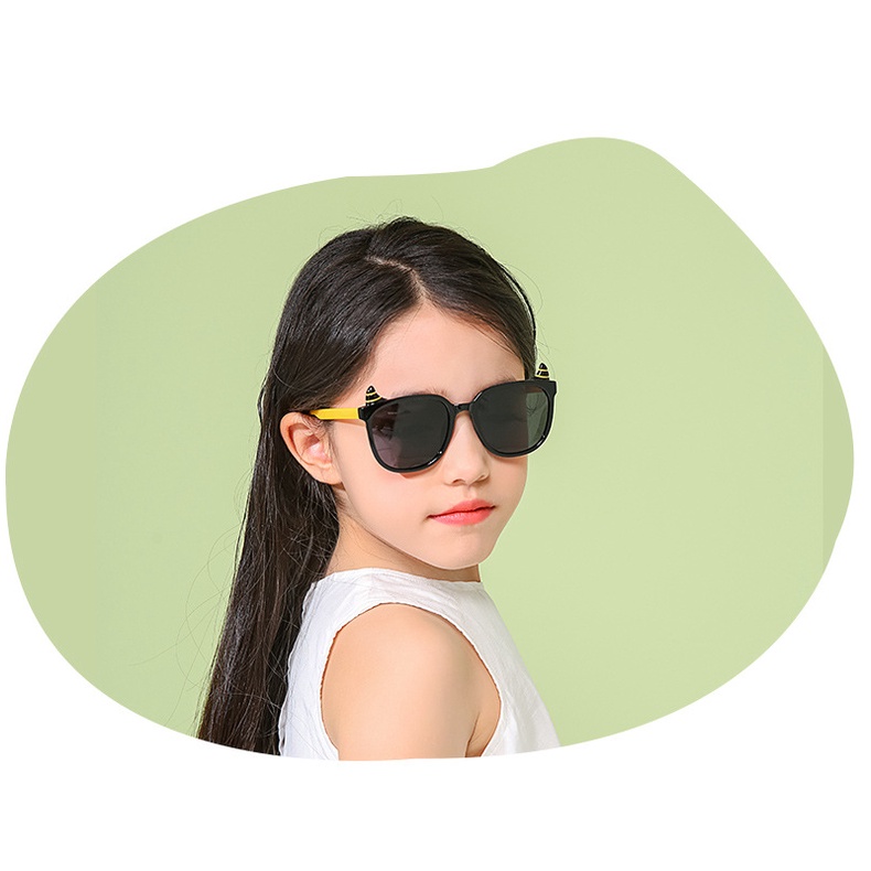 Mắt kính mát trẻ em cao cấp mẫu mới 2022 kính thời trang trẻ em