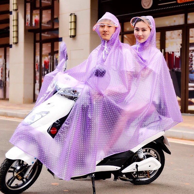 Áo mưa thời trang cho cả nam và nữ khi đi xe máy 1 người, 2 người họa tiết chấm bi trong rất thời trang