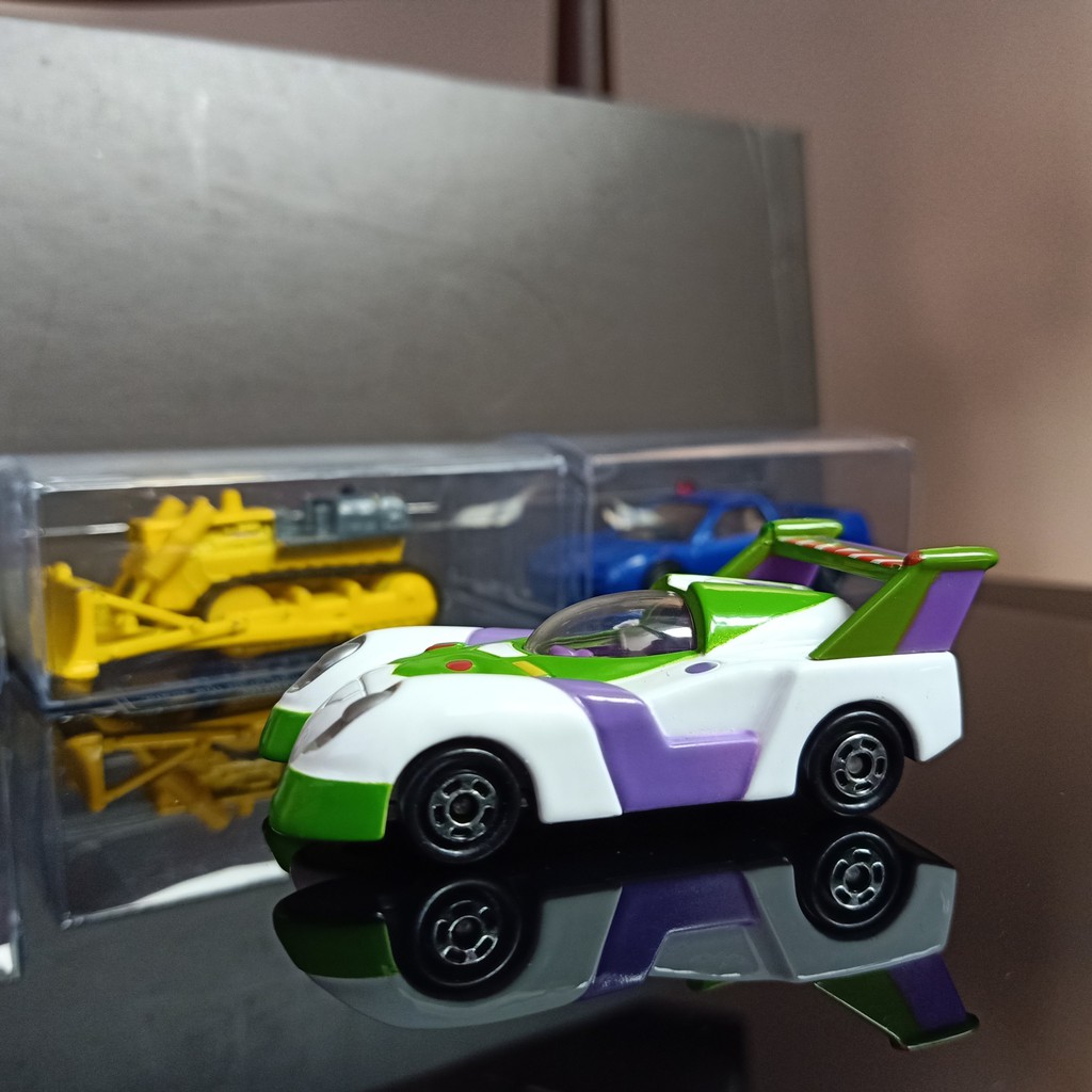 mô hình Tomica Car Disney pixar Buzz made in China
