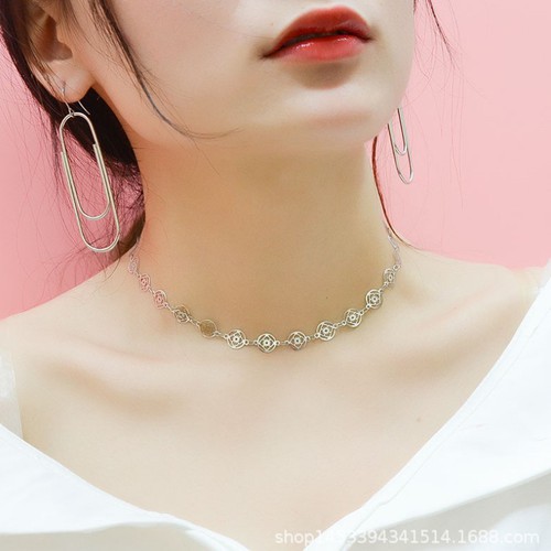Dây Chuyền Choker Hoa Titan Không Đen TT 2416