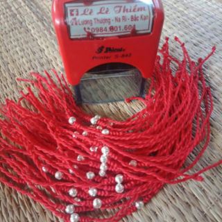 Chỉ đỏ may mắn mic bi bạc Ta