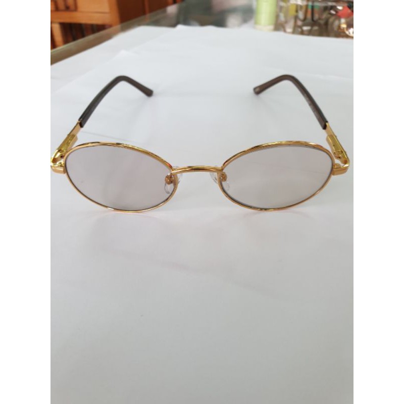 Kính charmant đổi màu của Japan MOD 2038