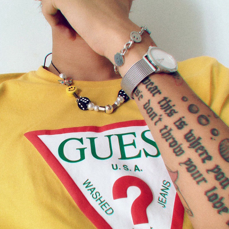 Vòng Tay Bằng Thép Titan Hình Mặt Cười Đơn Giản Cá Tính