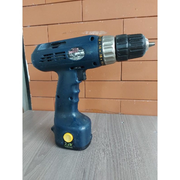 Thân máy vỏ pin máy khoan Ryobi 7.2V BD701. Hàng bãi Nhật.