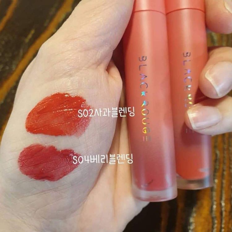 Son Kem Lì Black Rouge Mousse Blending