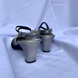 Giày Si Nhật