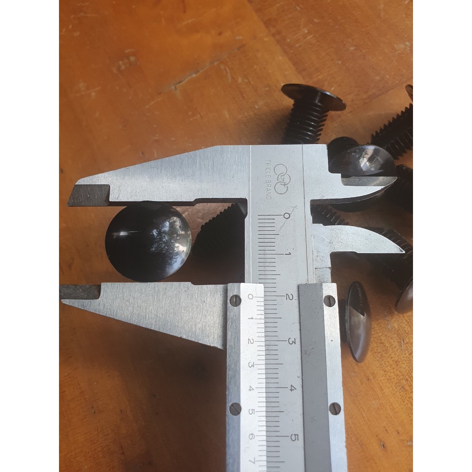 Set 20 đinh tán nhựa lỗ 10mm/11mm màu đen cho xe hơi Ford, ô tô - Chốt vít nhựa