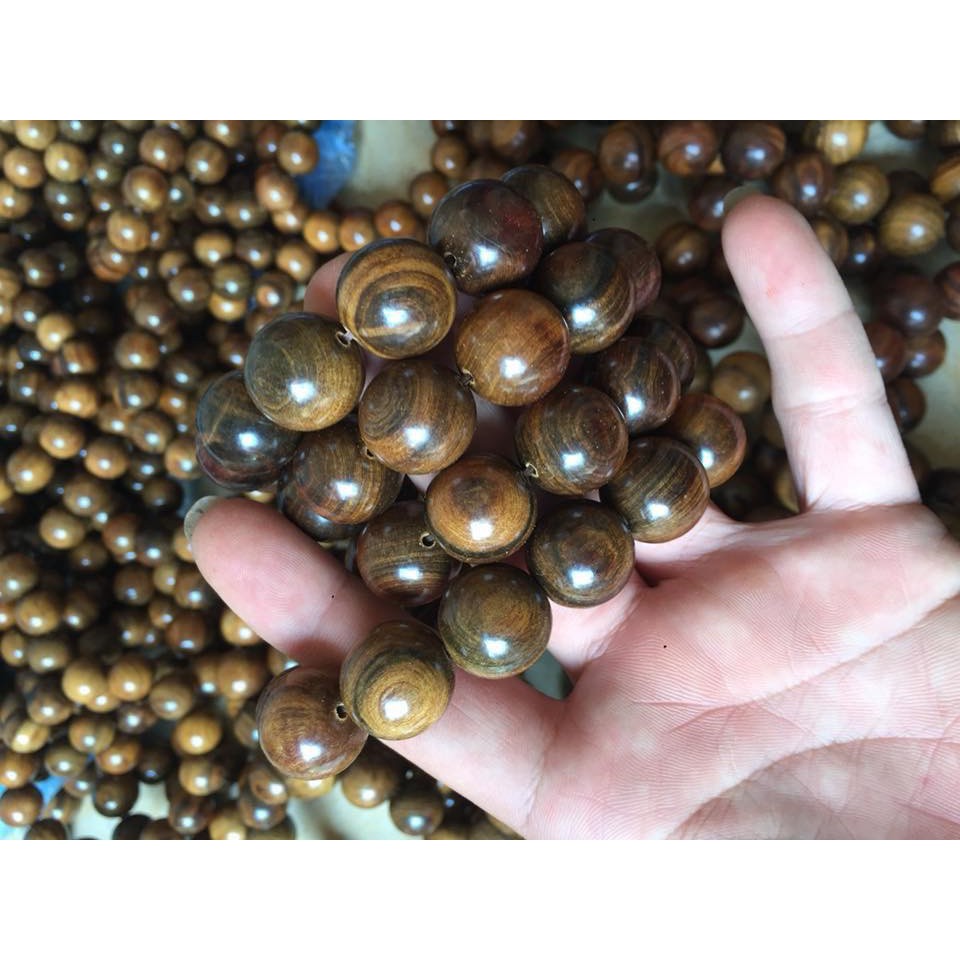 Vòng gỗ Tô Hợp Bách chìm trong nước hàng VIP - mùi thơm vĩnh viễn (BH624) | BigBuy360 - bigbuy360.vn