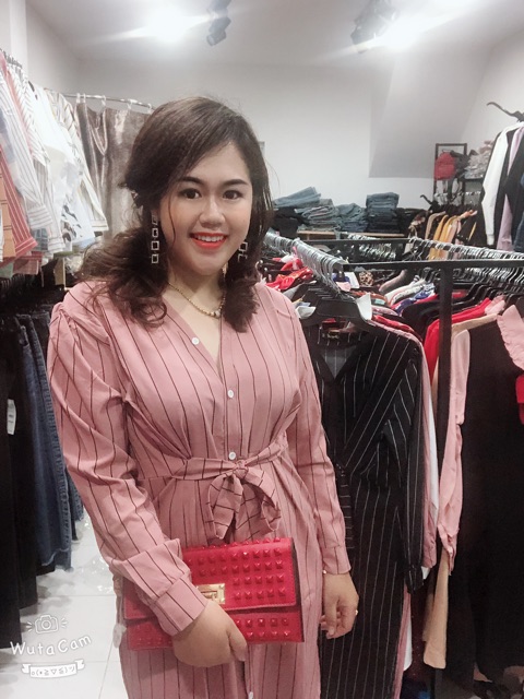 Đầm sơ mi sọc bigsize cột nơ eo trắng - đen - hồng | BigBuy360 - bigbuy360.vn