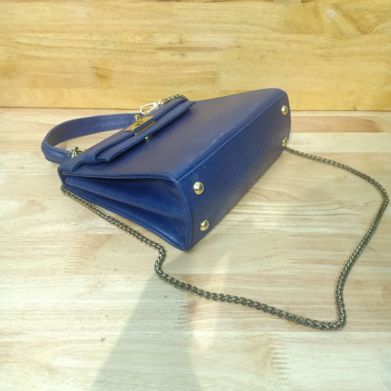 Túi đeo chéo da thật secondhand  300306