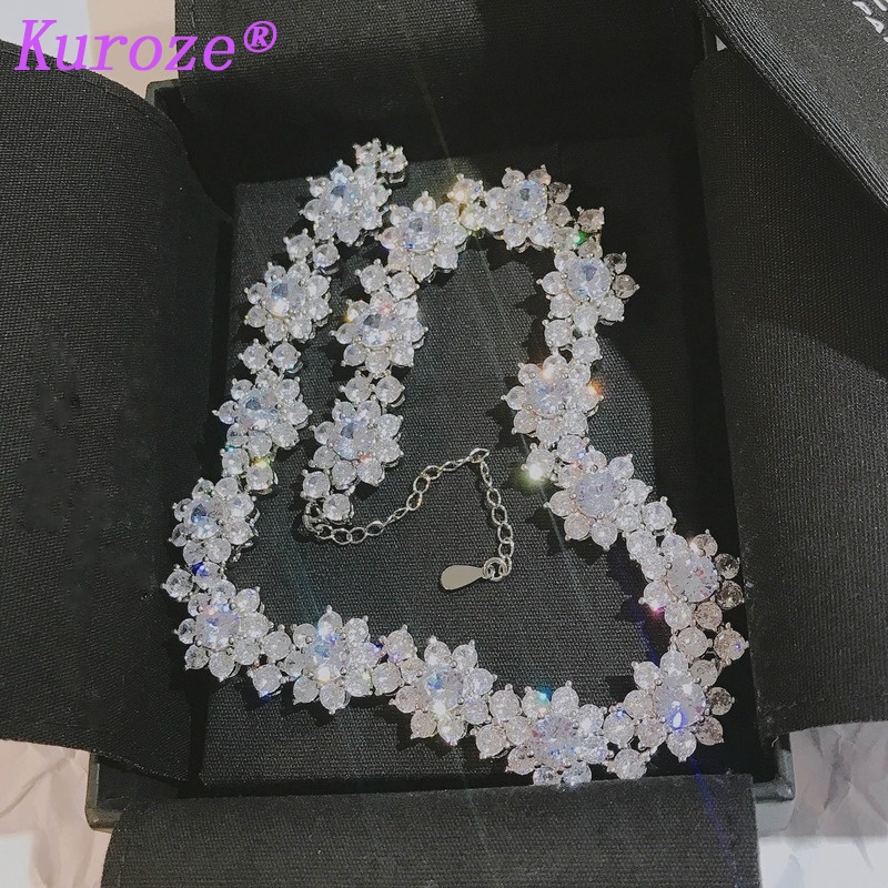 Vòng cổ bạc 925 mặt hoa đính đá kim cương nhân tạo thời trang