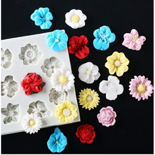 Khuôn 11 Hoa Nhí 4D Silicon Chất Lượng Cao